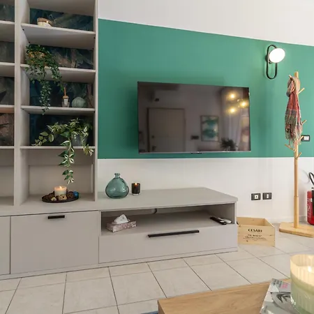 Style Shelter With Garden Near Downtown דירה *