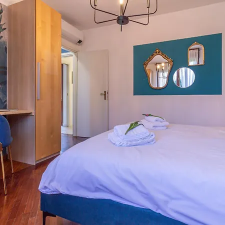 Style Shelter With Garden Near Downtown דירה בולוניה