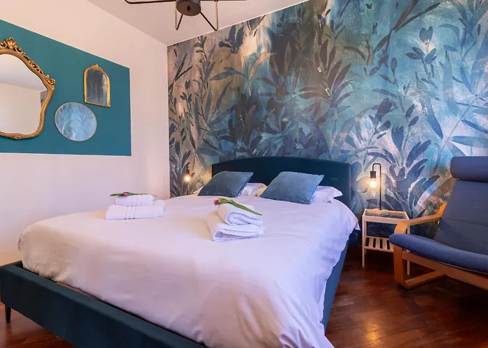 Style Shelter With Garden Near Downtown *